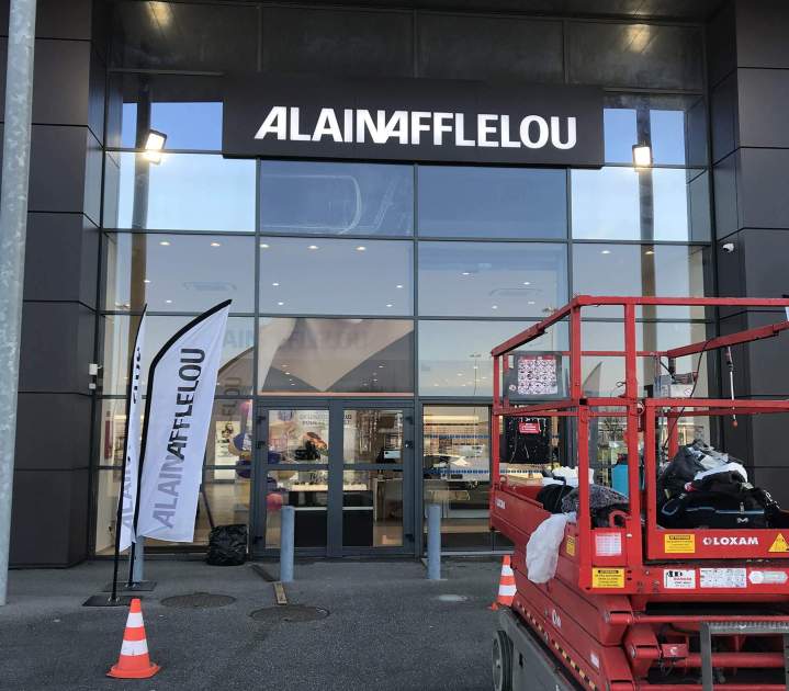 Installation professionnelle de vos supports de visibilité extérieure
